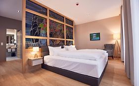 Seehotel Maria Laach